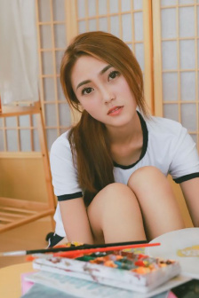 japan白嫩丰满老师